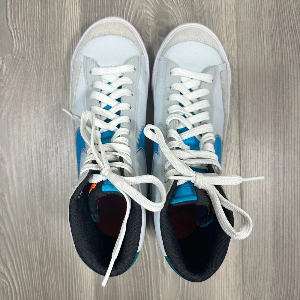 Nike Youth 6/ Women 7.5 Blazer Mid 77 Pure Platinum Laser Blue Sneaker